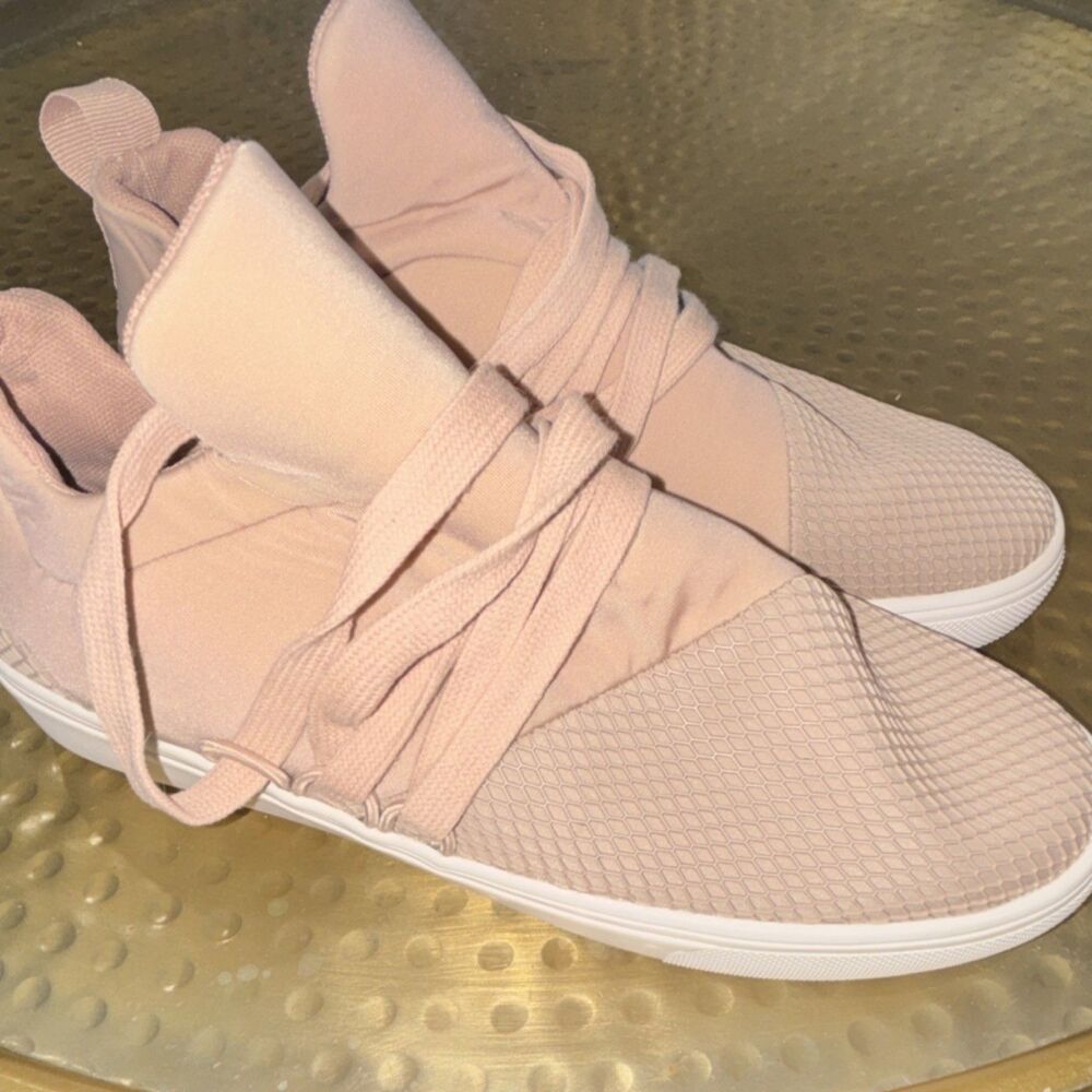 Women’s Pink Solid Mid Top Lace-Up Athletic Sneakers White Sole size 7.5